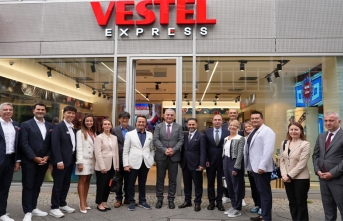 "Vestel Express"in Avrupada'daki ilk mağazası Berlin'de açıldı